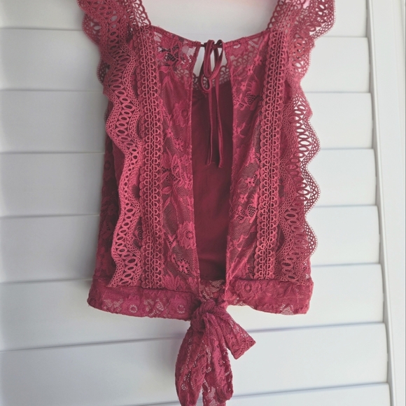 Daytrip lace top - Picture 2 of 4